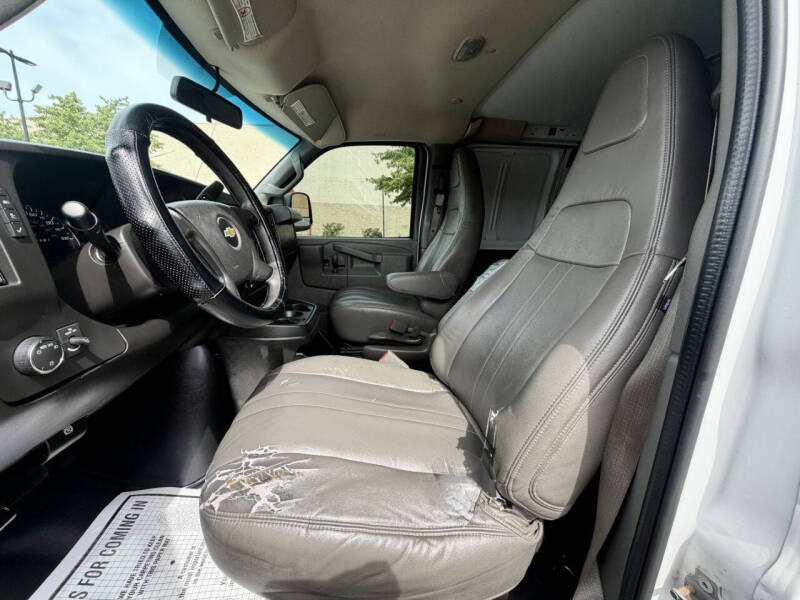 2016 Chevrolet Express 2500