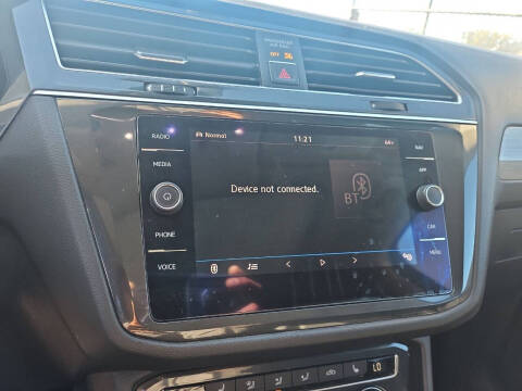 2018 Volkswagen Tiguan 2.0T SEL 4Motion