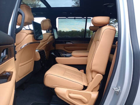 2023 Jeep Grand Wagoneer L Series III