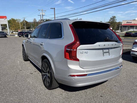 2025 Volvo XC90 B5 Core Bright Theme