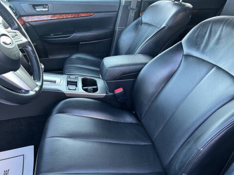 2011 Subaru Outback 2.5i Limited