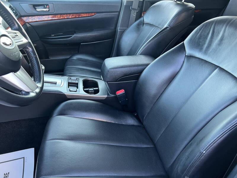 2011 Subaru Outback 2.5i Limited