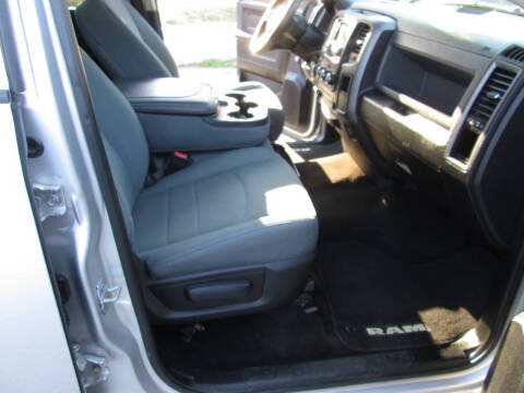 2017 RAM 1500 Express