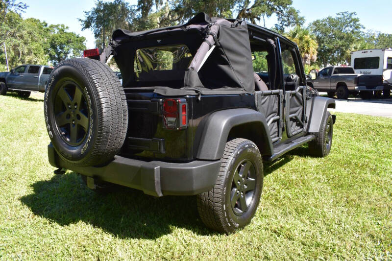 2015 Jeep Wrangler Unlimited Sport photo 7