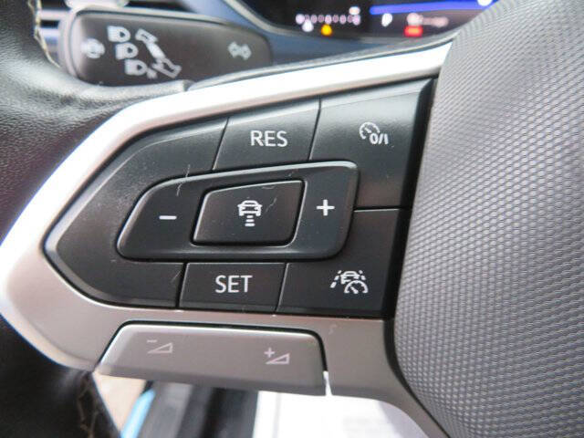 2024 Volkswagen Taos SE 4Motion