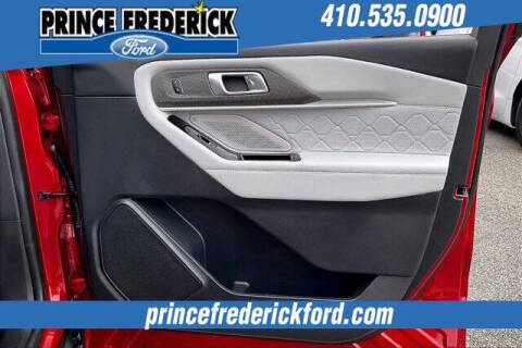 2025 Ford Explorer Platinum