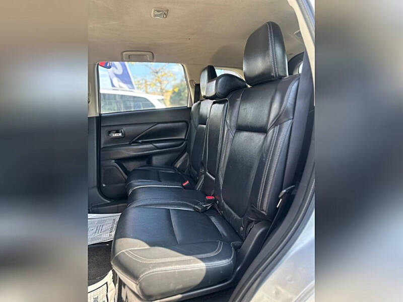 2020 Mitsubishi Outlander