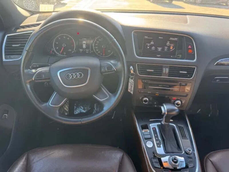 2015 Audi Q5 2.0T quattro Premium Plus