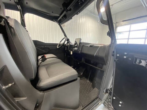 2025 Segway UT10 CREW