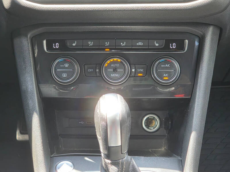 2021 Volkswagen Tiguan SE R-Line Black