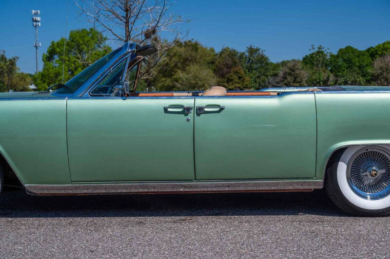 1965 Lincoln Continental