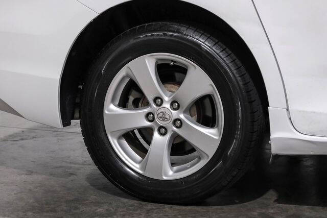 2011 Toyota Sienna LE 8-Passenger