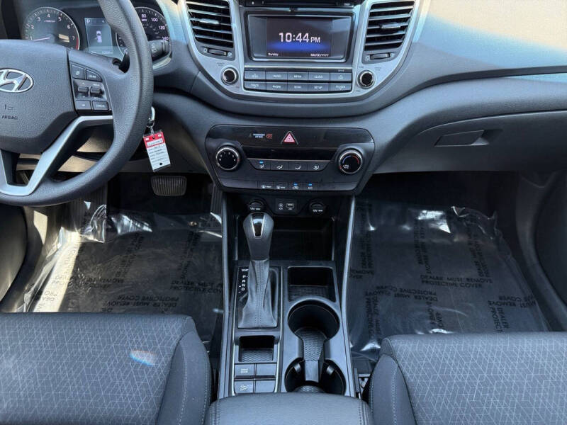 2017 Hyundai Tucson SE