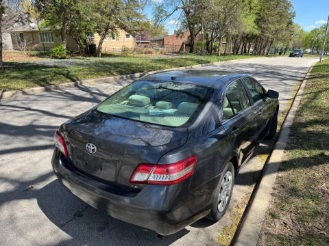2011 Toyota Camry LE