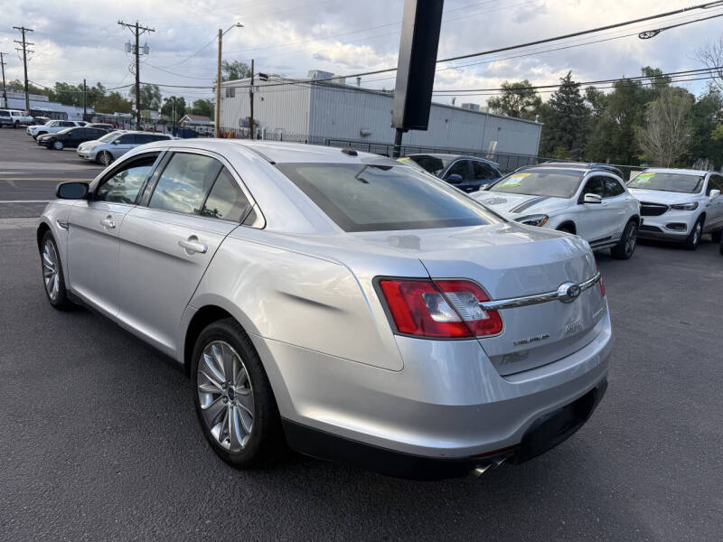 2011 Ford Taurus Limited
