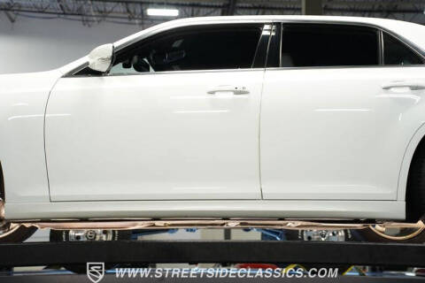 2012 Chrysler 300 SRT8