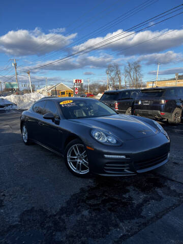 2014 Porsche Panamera 4