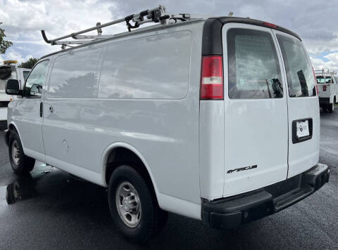 2018 Chevrolet Express 2500