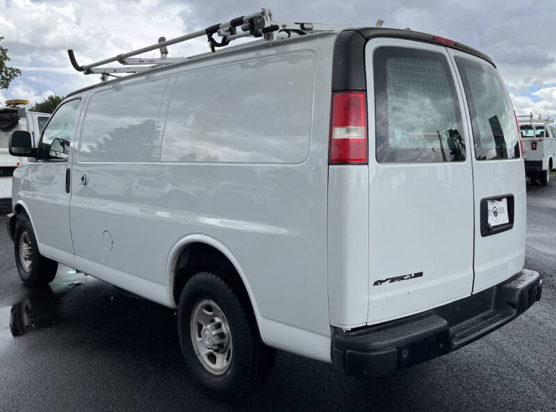 2018 Chevrolet Express 2500
