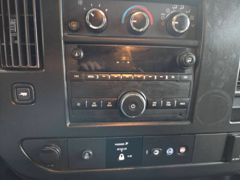 2021 Chevrolet Express 2500