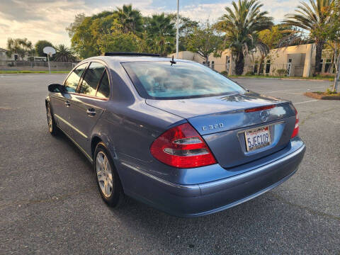 2005 Mercedes-Benz E-Class E 320