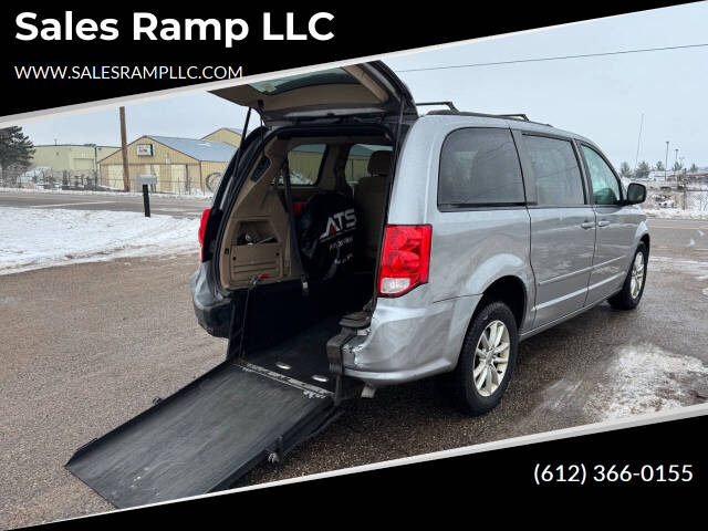 2016 Dodge Grand Caravan SXT's photo