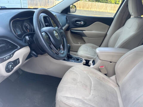 2019 Jeep Cherokee Latitude
