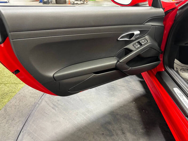 2024 Porsche 718 Boxster