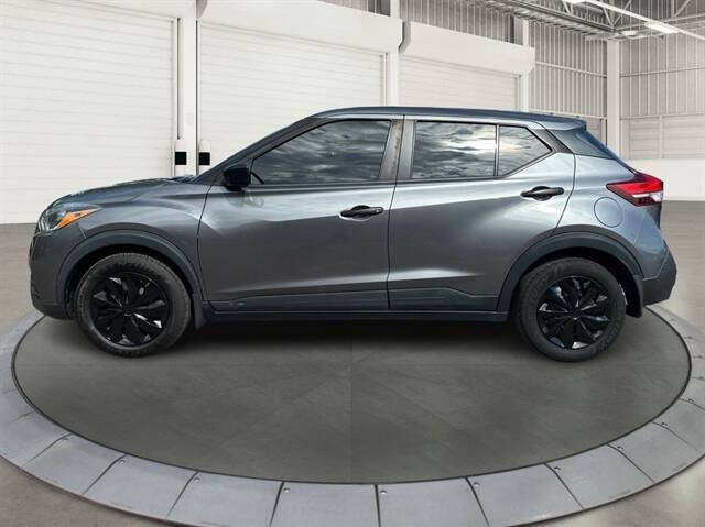 2020 Nissan Kicks S