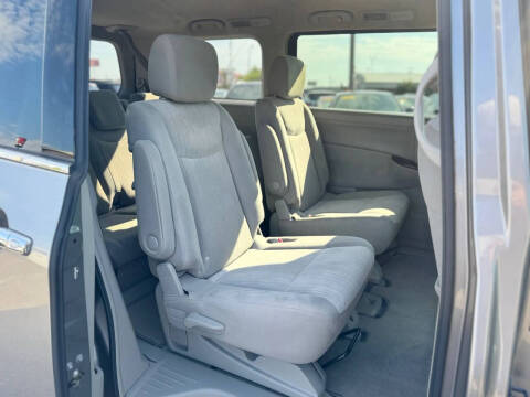 2012 Nissan Quest