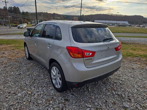 2013 Mitsubishi Outlander Sport ES