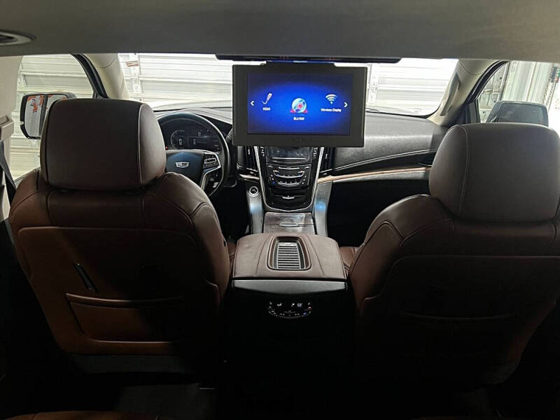 2018 Cadillac Escalade Premium Luxury