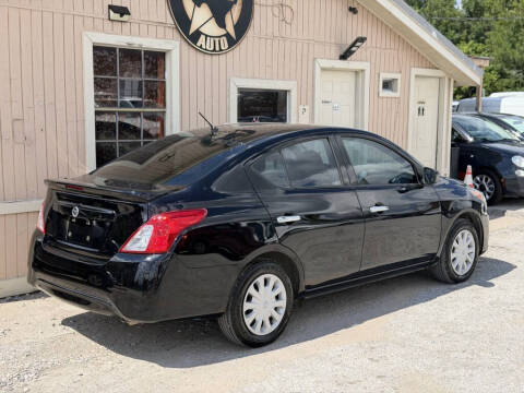 2019 Nissan Versa SV