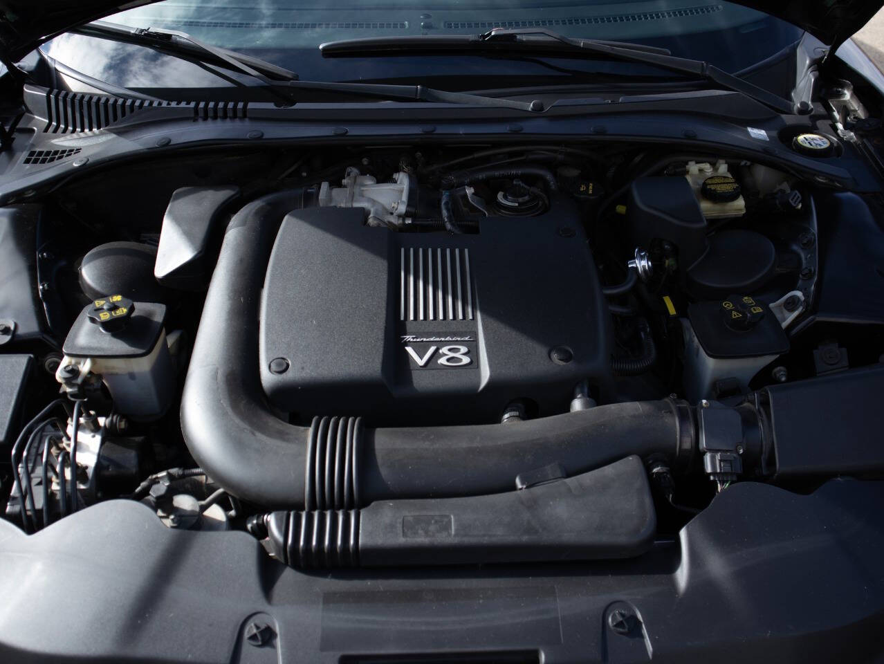 2003 Ford Thunderbird 17