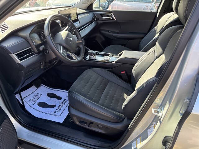 2025 Mitsubishi Outlander