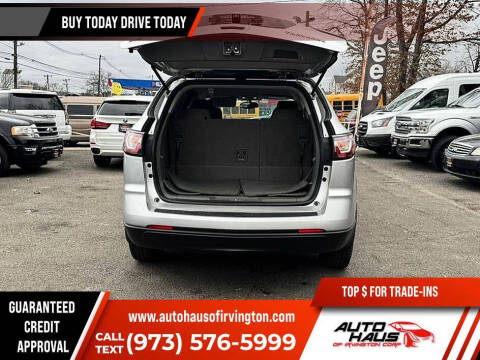 2016 Chevrolet Traverse LS