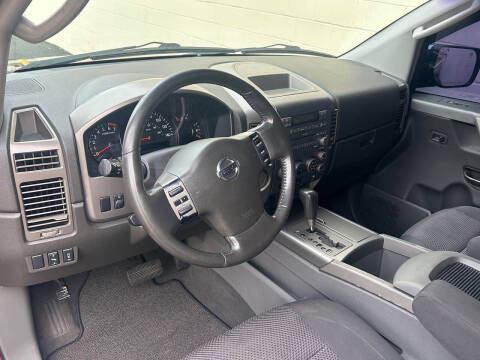 2005 Nissan Armada SE