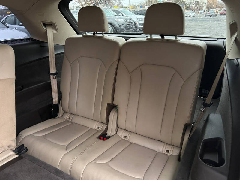 2017 Audi Q7 3.0T quattro Premium Plus
