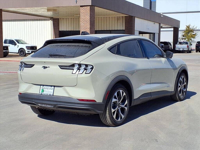 2025 Ford Mustang Mach-E Select