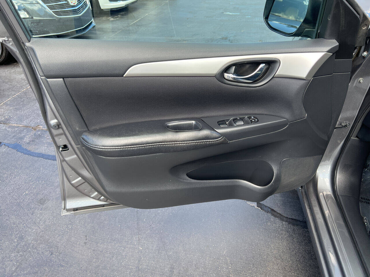 2016 Nissan Sentra Sedan - $10,900