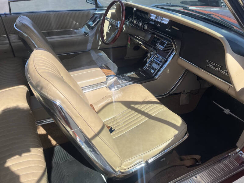 1964 Ford Thunderbird