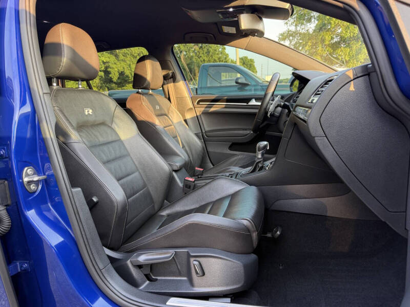 2016 Volkswagen Golf R 4Motion