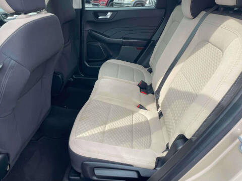 2021 Ford Escape SE