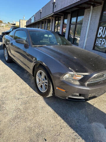 2014 Ford Mustang V6