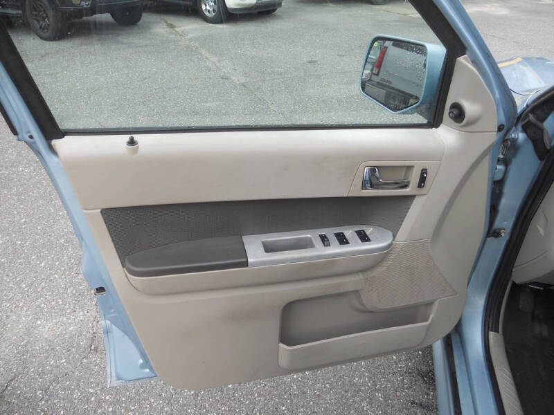 2009 Mercury Mariner Premier I4