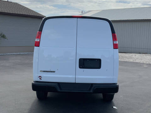 2021 Chevrolet Express 2500