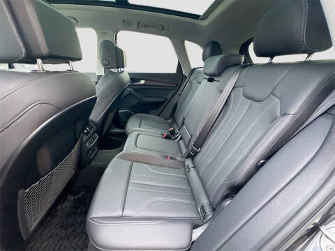 2025 Audi Q5 quattro S line Prem Plus 45 TFSI