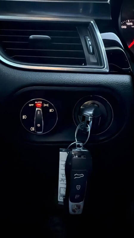 2016 Porsche Macan S