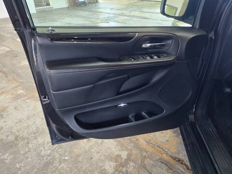 2018 Dodge Grand Caravan SE