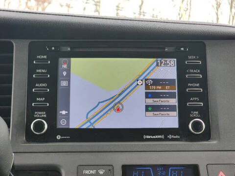 2018 Toyota Sienna XLE Premium 7-Passenger